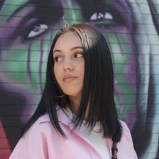 Influencer image